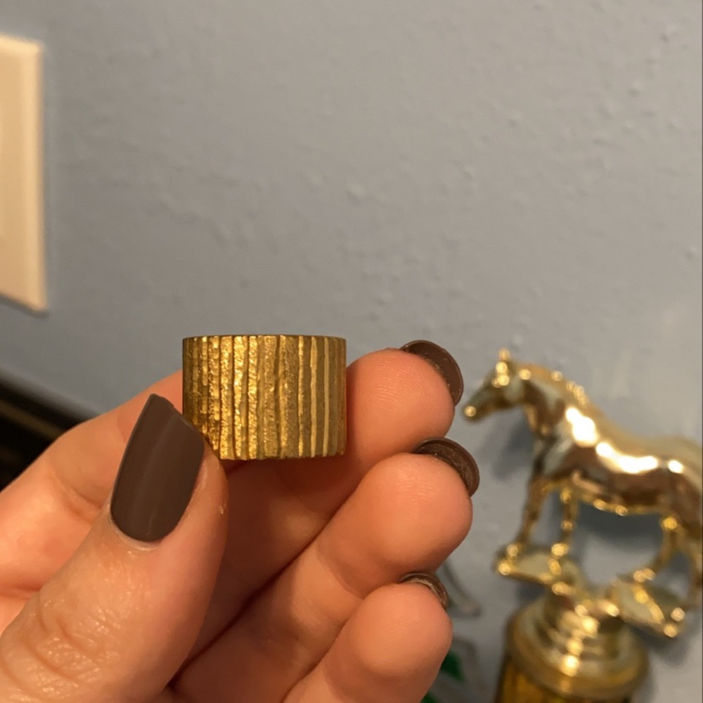 Gold ring